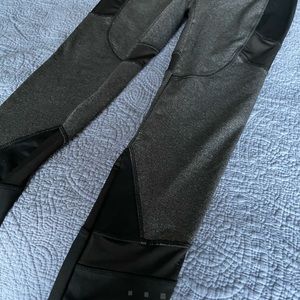 Avia Ladies all black Leggings